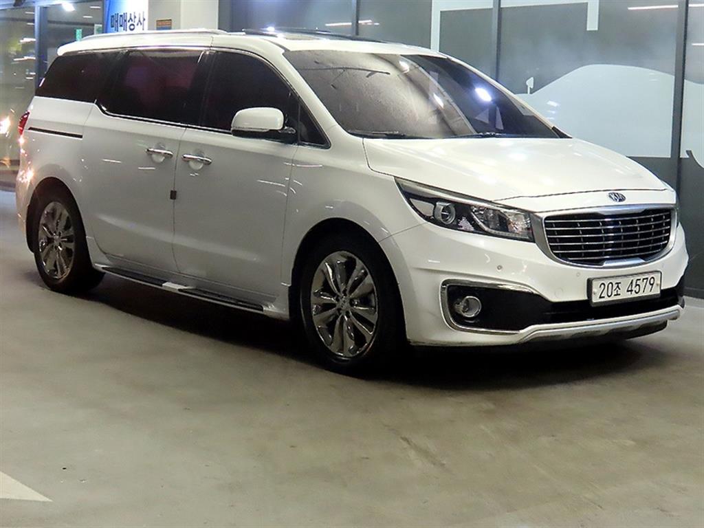 KIA Carnival 2016 Blanco - Importación desde Corea - HF Imports Iquique - Foto 1