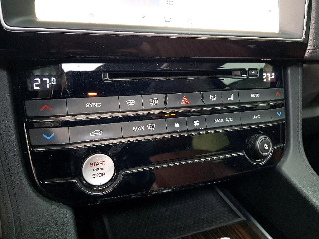 Jaguar F-PACE - Vista 11