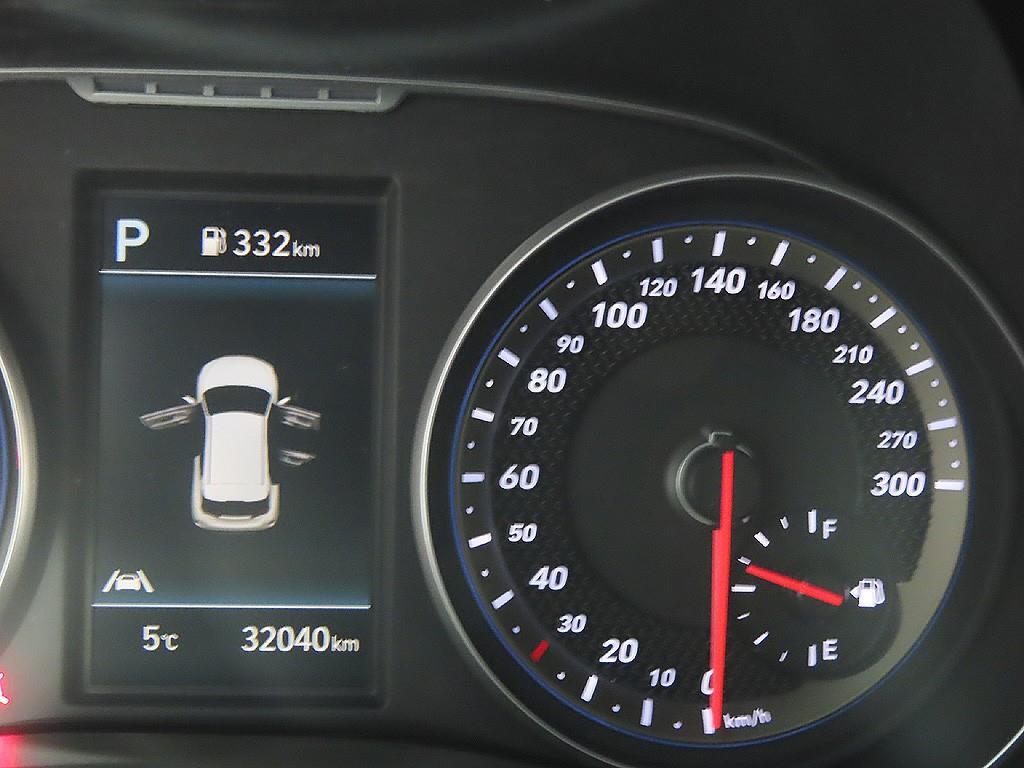 HYUNDAI Veloster - Vista 10