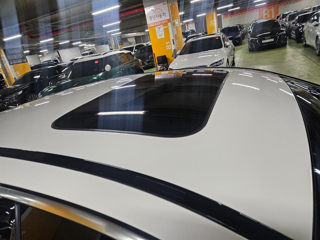 Mercedes Benz E class - Vista 7