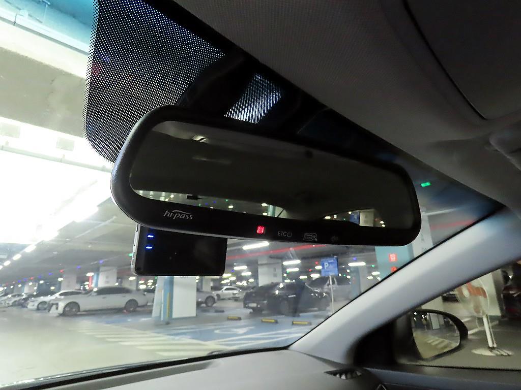 HYUNDAI Avante 2017 Blanco - Importación desde Corea - HF Imports Iquique - Foto 15