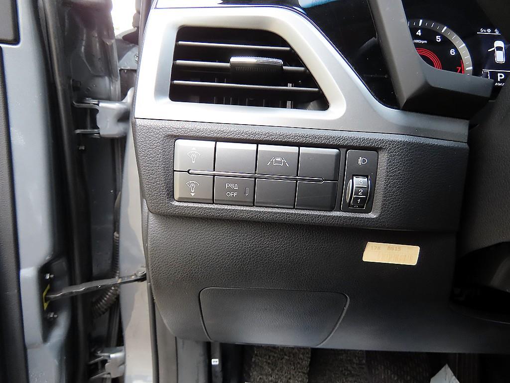 Ssangyong Korando - Vista 12