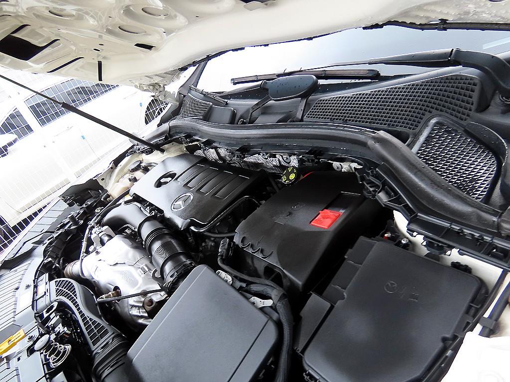 Mercedes Benz GLA Class 2021 Blanco - Importación desde Corea - HF Imports Iquique - Foto 19