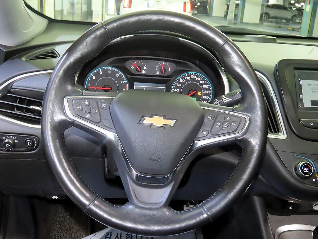 Chevrolet Malibu - Vista 8