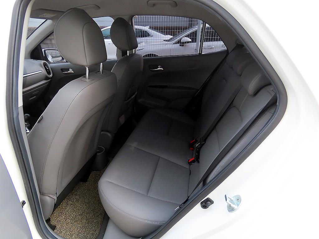 KIA Morning - Vista 6