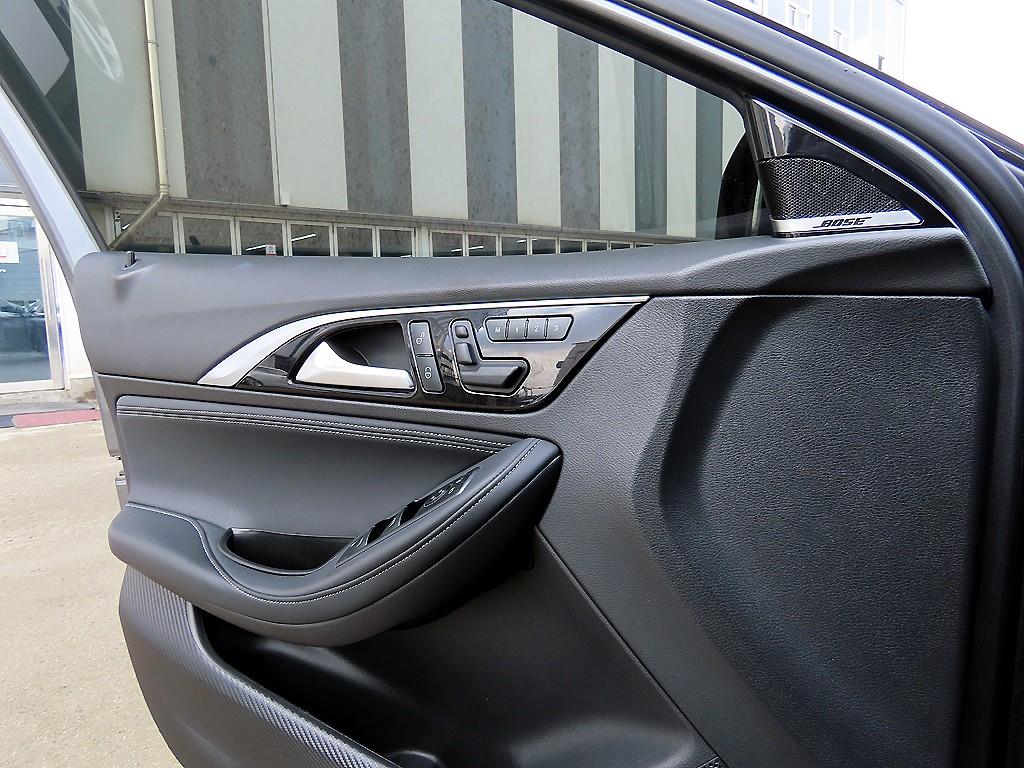 Infiniti Q - Vista 11