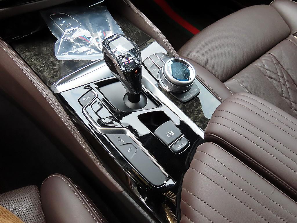 BMW 5 Series - Vista 11