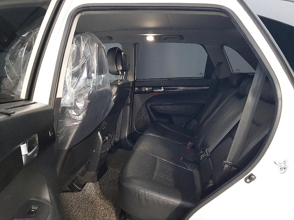 KIA Sorento - Vista 8