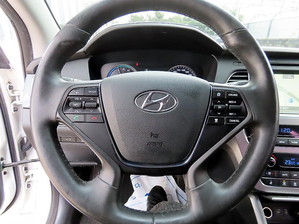HYUNDAI Sonata - Vista 8