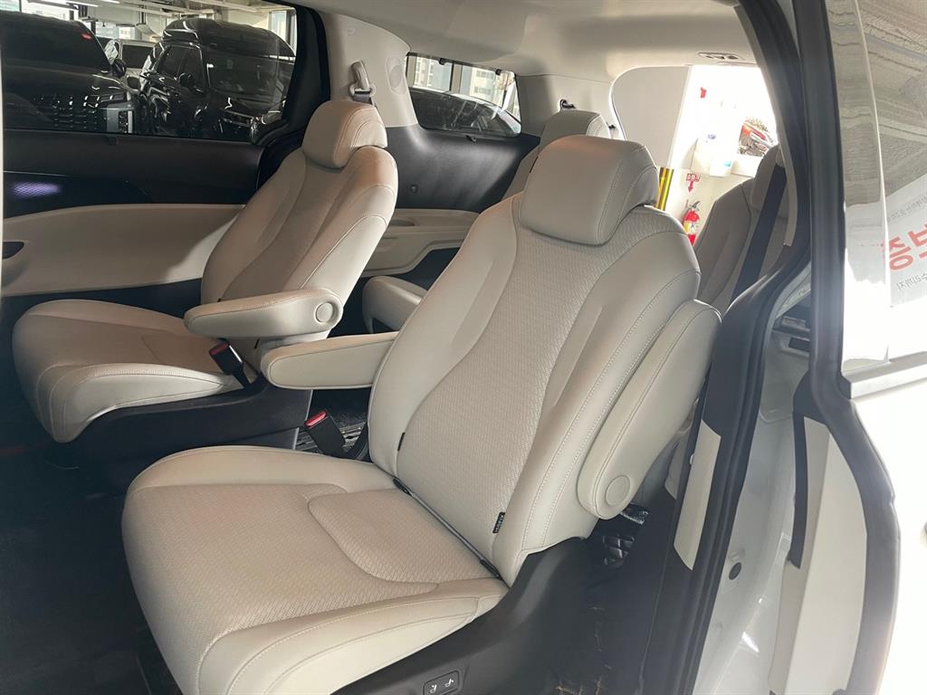 KIA Carnival 2023 Blanco - Importación desde Corea - HF Imports Iquique - Foto 14