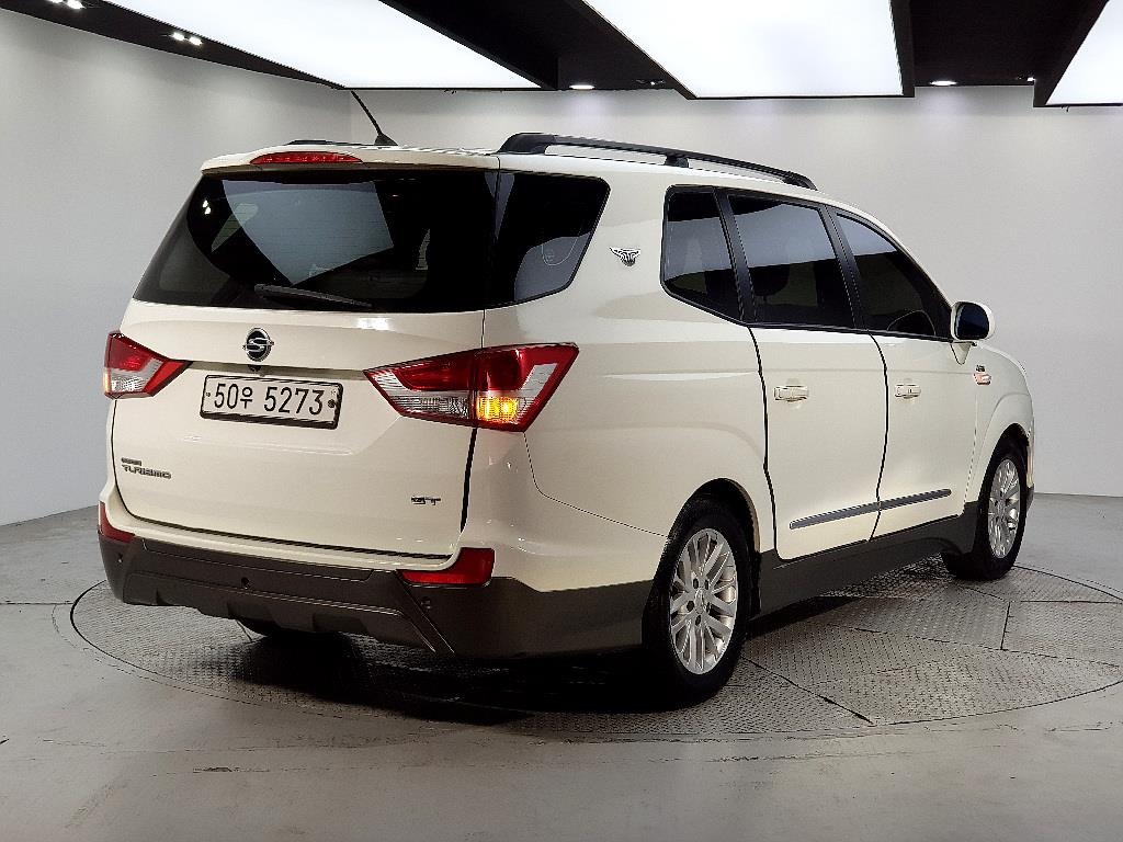 Ssangyong Korando - Vista 4