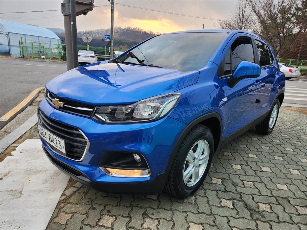 Chevrolet Trax 2018 Azul - Importación desde Corea - HF Imports Iquique - Foto 1