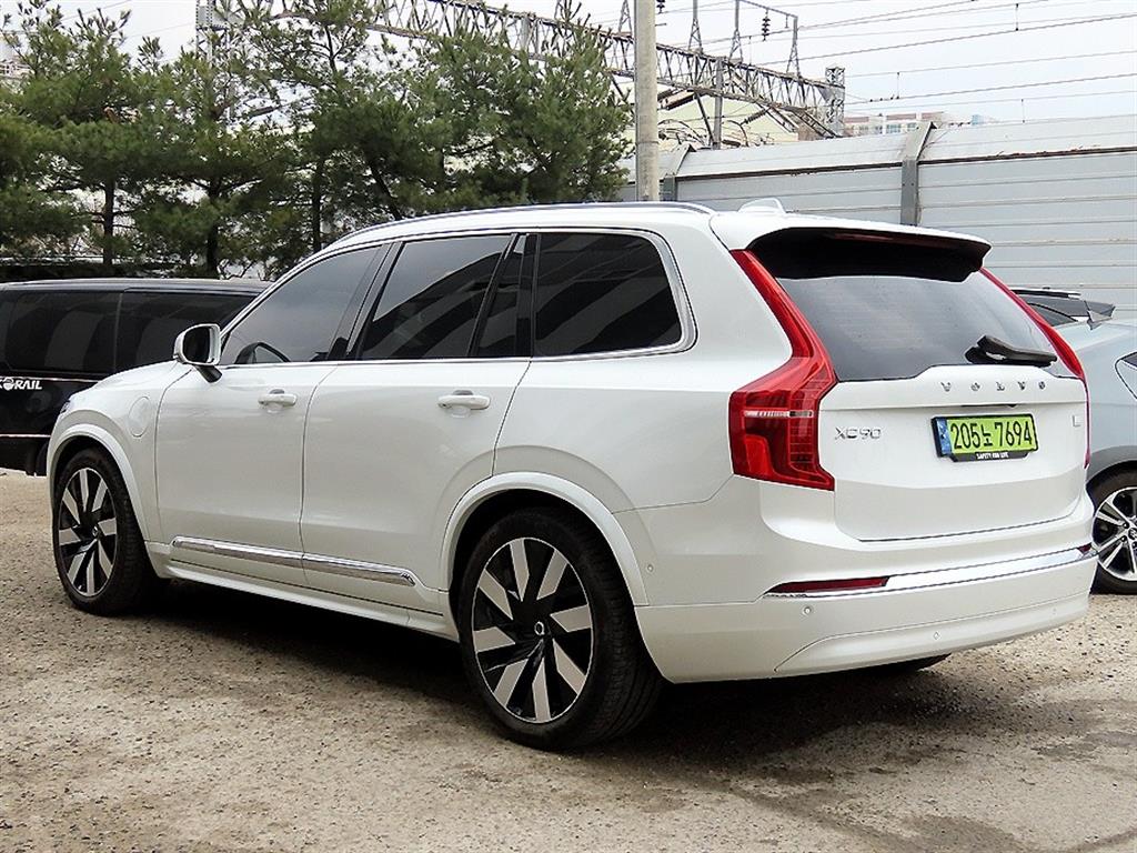 Volvo XC90 - Vista 3