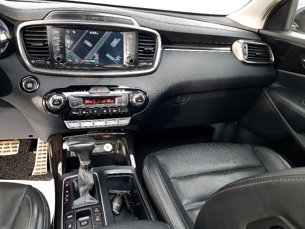 KIA Sorento - Vista 10