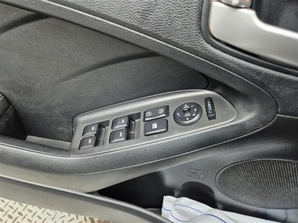 KIA K3 2014 Plateado - Importación desde Corea - HF Imports Iquique - Foto 17