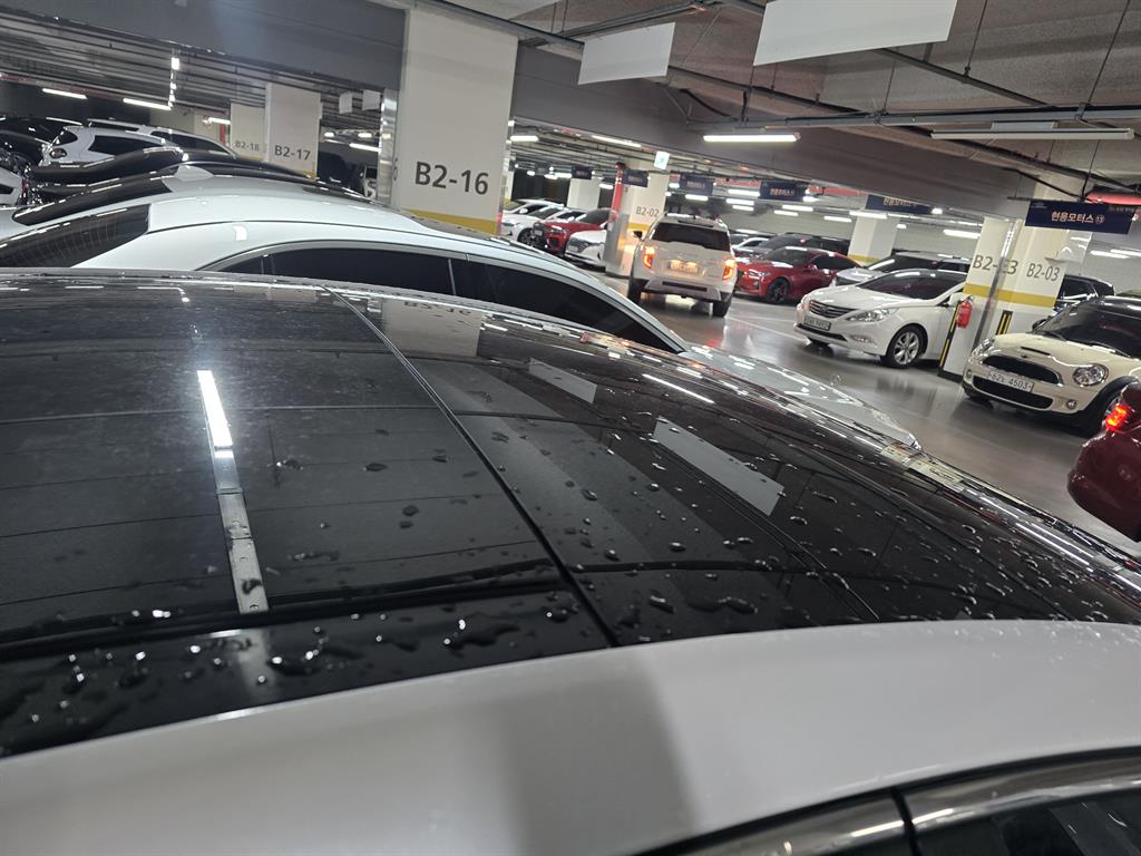 HYUNDAI Grandeur - Vista 6