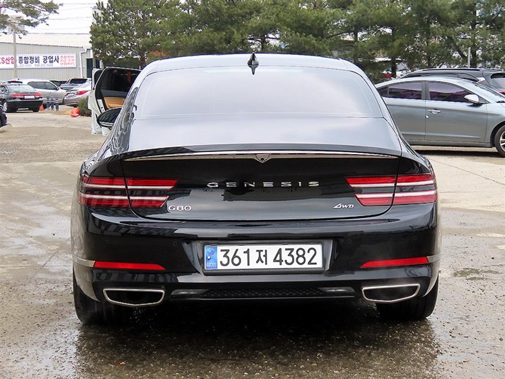 Genesis G80 - Vista 4