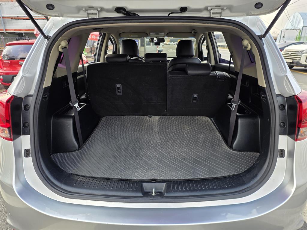 KIA Carens 2017 Gris - Importación desde Corea - HF Imports Iquique - Foto 13