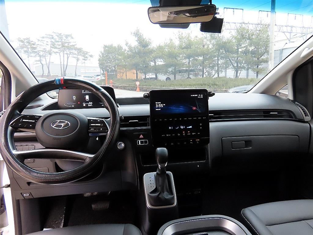 HYUNDAI Staria - Vista 7