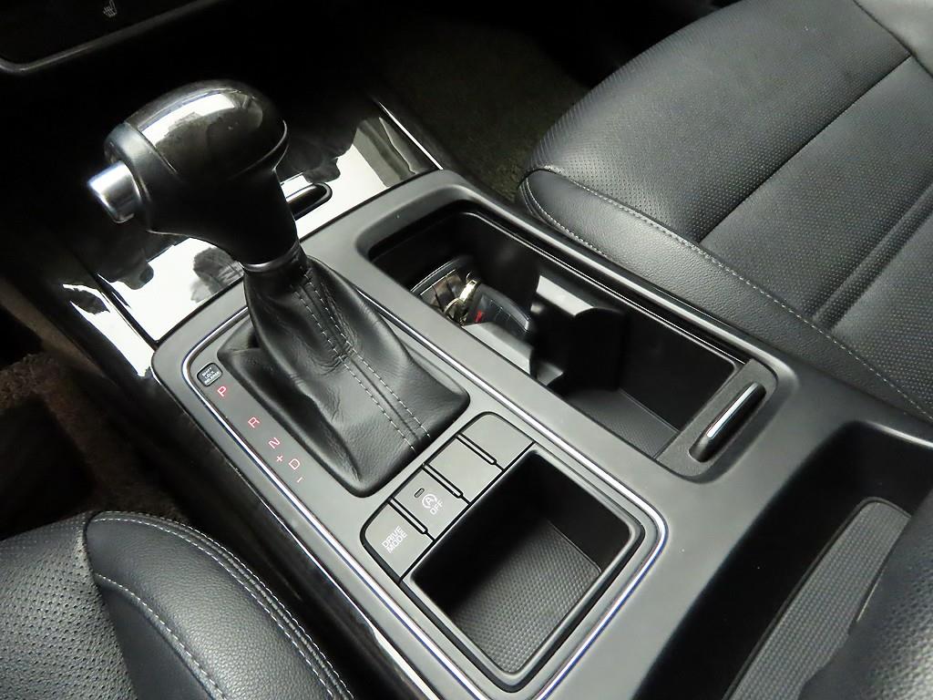 KIA Sorento - Vista 10