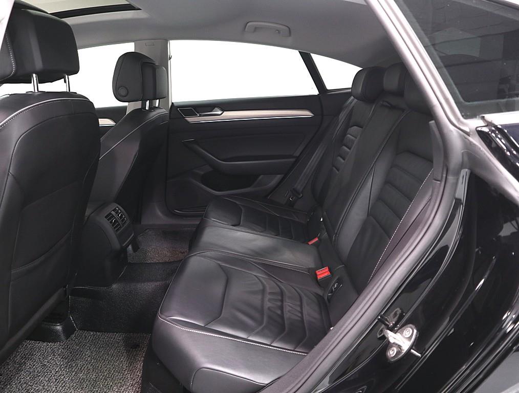 Volkswagen Arteon - Vista 10