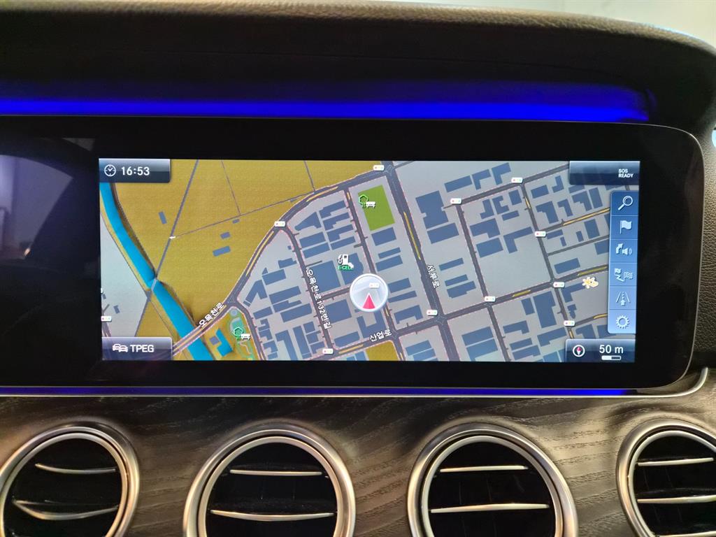 Mercedes Benz E class 2018 Blanco - Importación desde Corea - HF Imports Iquique - Foto 13