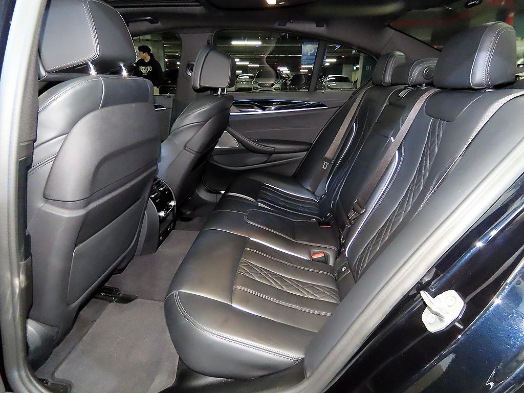 BMW 5 Series - Vista 7