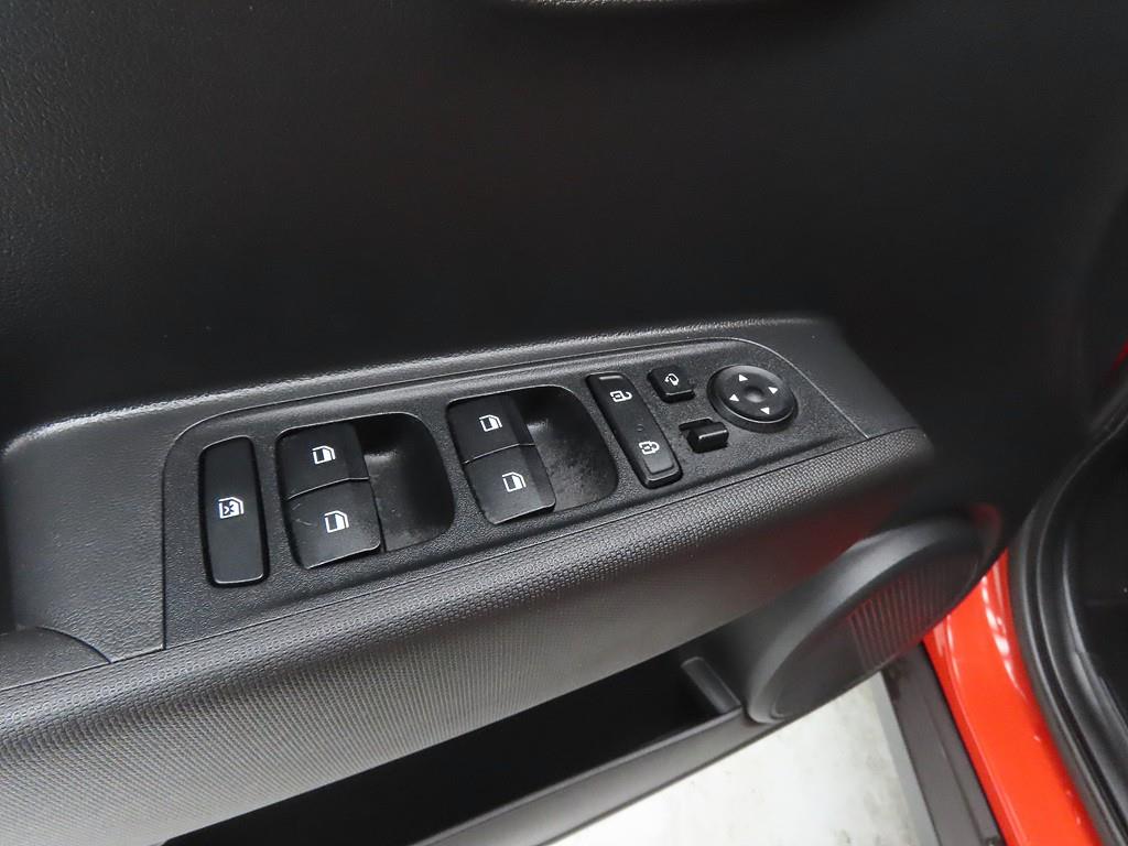 HYUNDAI Casper - Vista 12