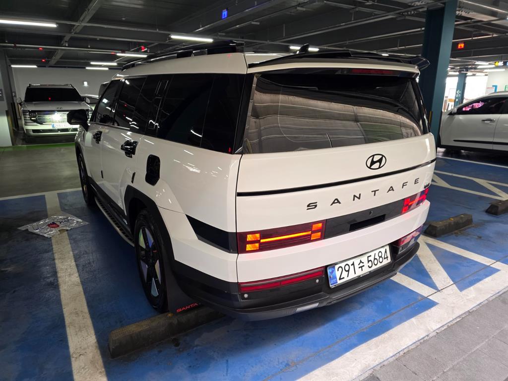 HYUNDAI Santa Fe - Vista 4