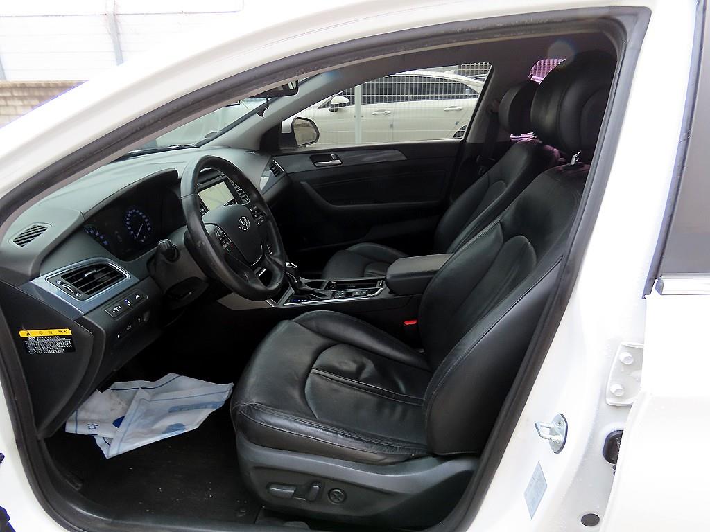 HYUNDAI Sonata - Vista 5