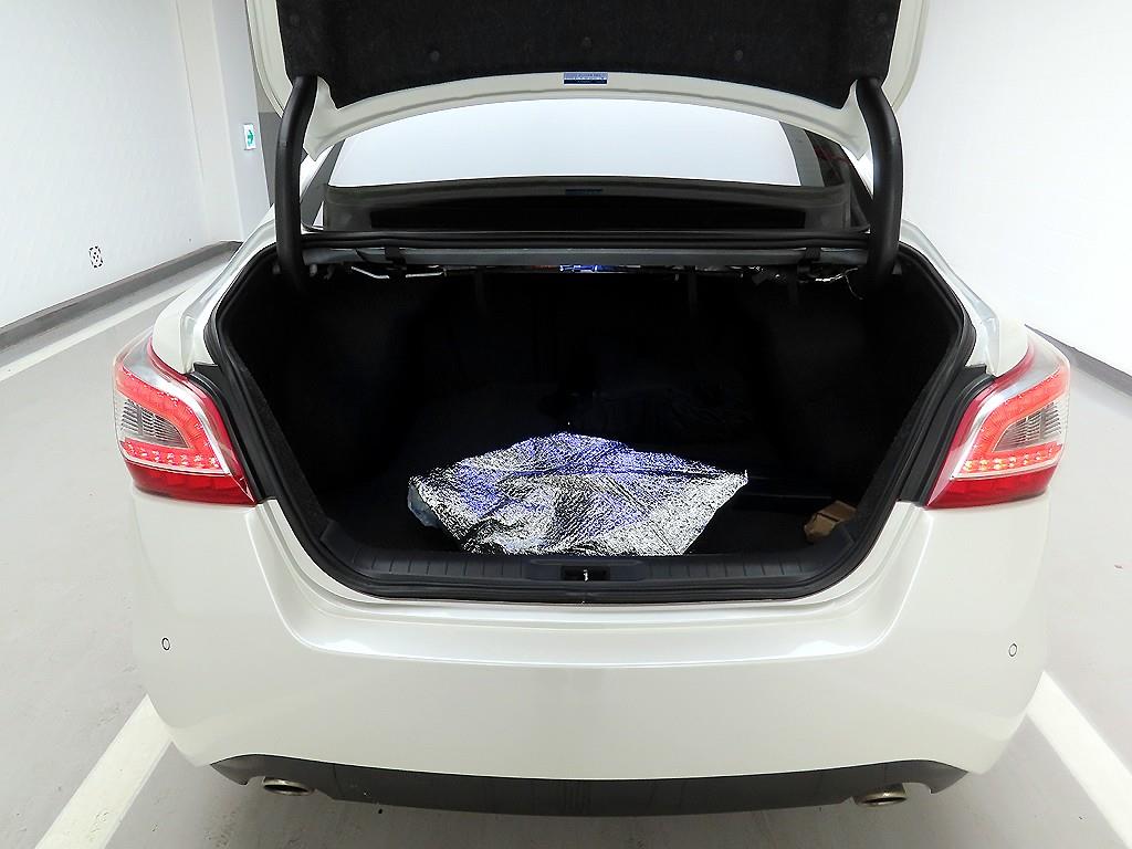 Nissan Altima - Vista 5