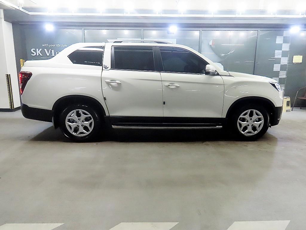 Ssangyong Musso - Vista 3