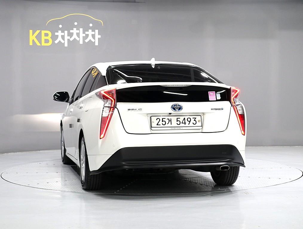 Toyota Prius - Vista 4