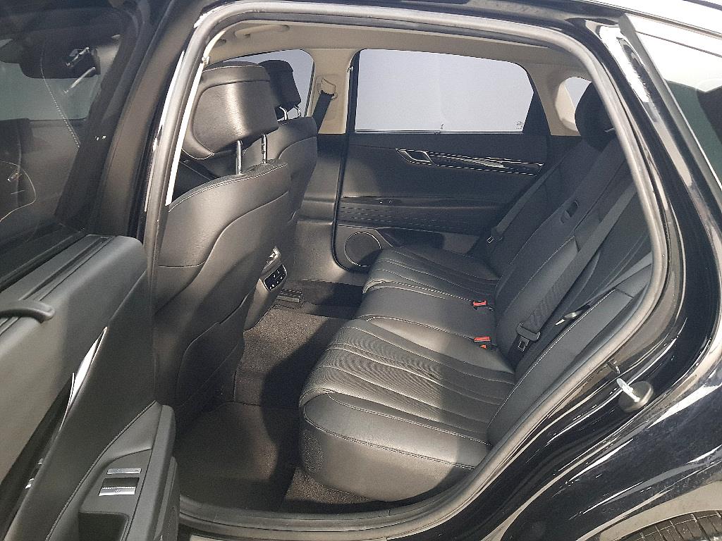 Genesis G80 - Vista 9