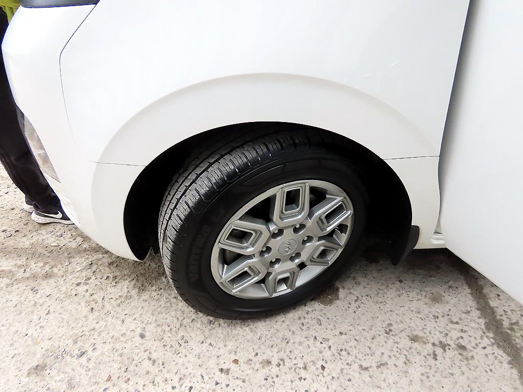 HYUNDAI Staria 2023 Blanco - Importación desde Corea - HF Imports Iquique - Foto 20