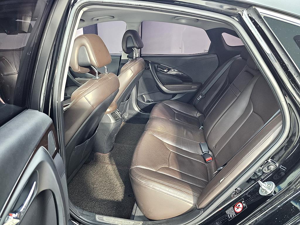 HYUNDAI Grandeur - Vista 9