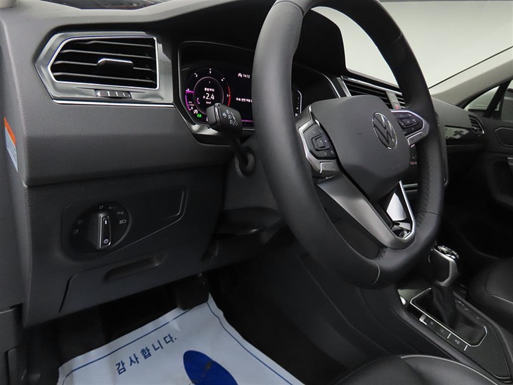 Volkswagen Tiguan 2022 Blanco - Importación desde Corea - HF Imports Iquique - Foto 13