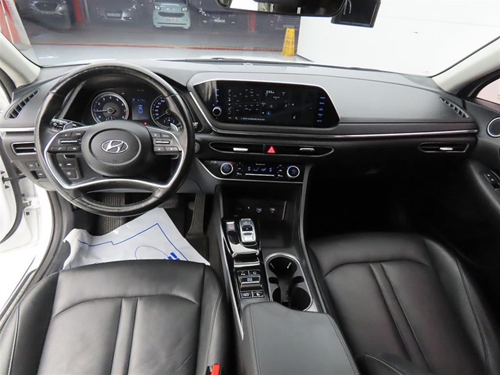 HYUNDAI Sonata - Vista 7