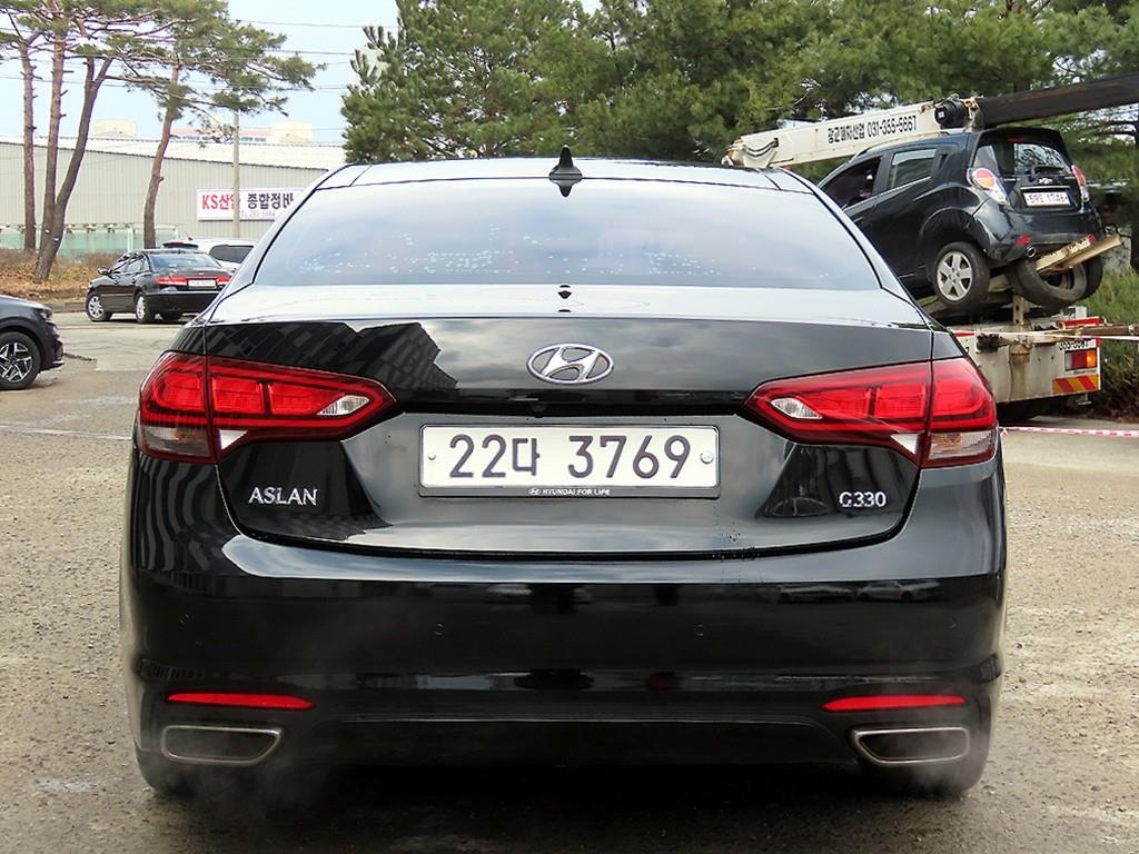 HYUNDAI Aslan - Vista 4