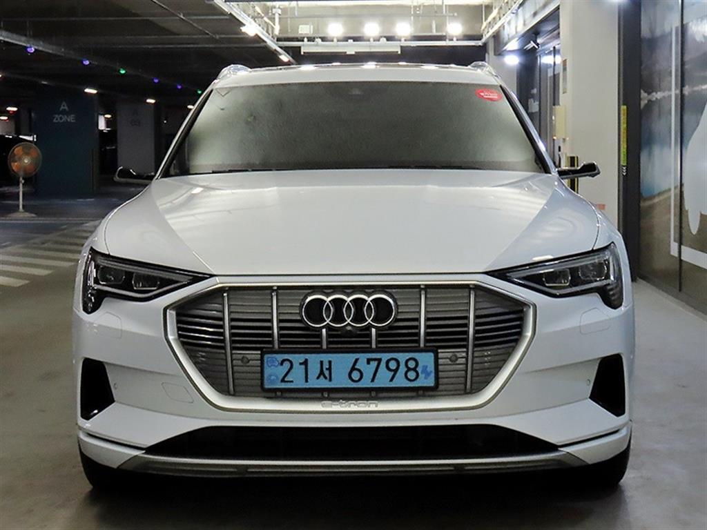 Audi e-Tron - Vista 2