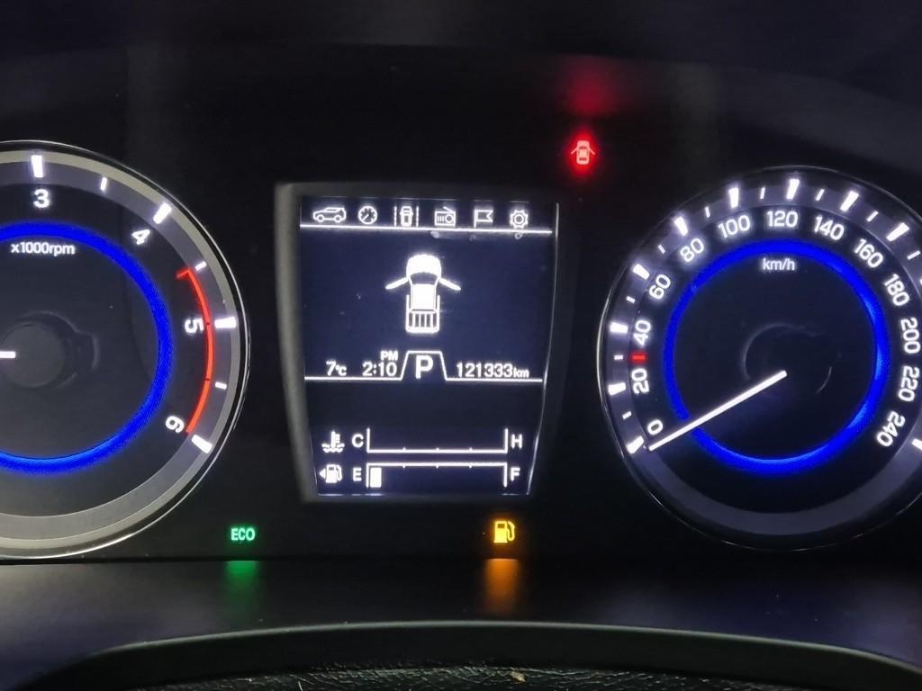 Ssangyong Rexton - Vista 6