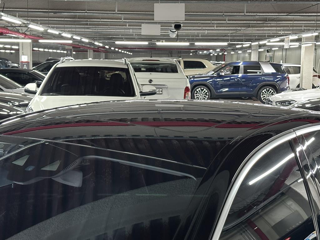 Mercedes Benz E class - Vista 6