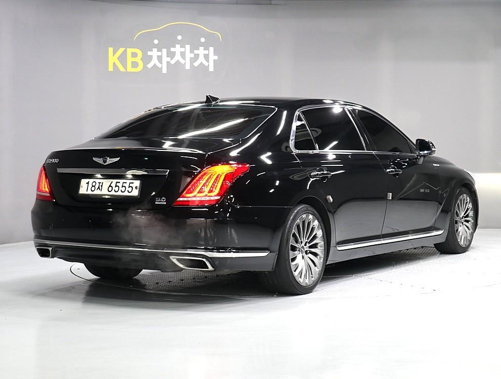 Genesis EQ900 - Vista 3