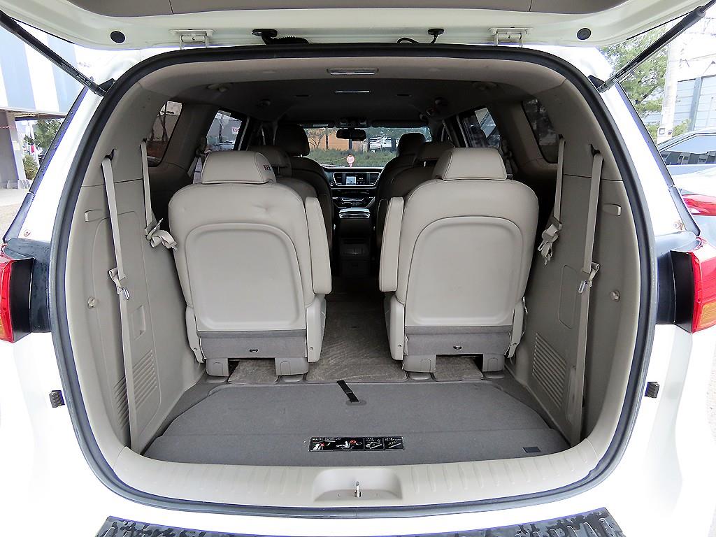 KIA Carnival 2017 - Importación desde Corea - HF Imports Iquique - Foto 17