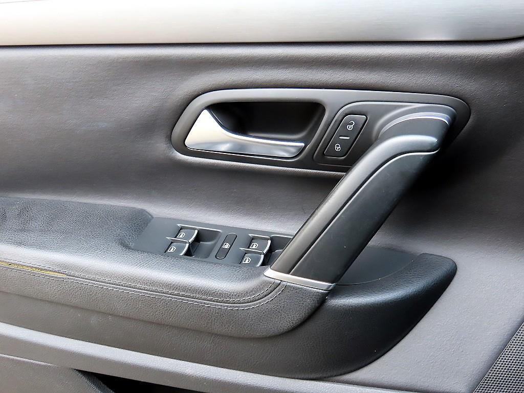 Volkswagen CC - Vista 11