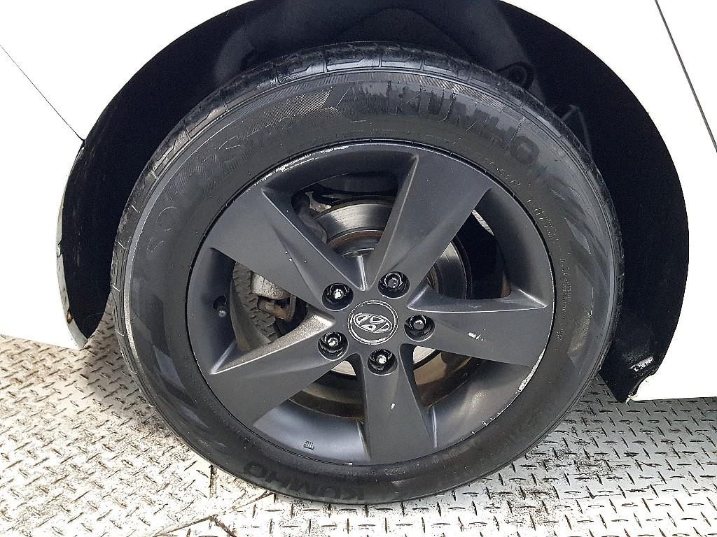 HYUNDAI Avante 2011 Blanco - Importación desde Corea - HF Imports Iquique - Foto 20