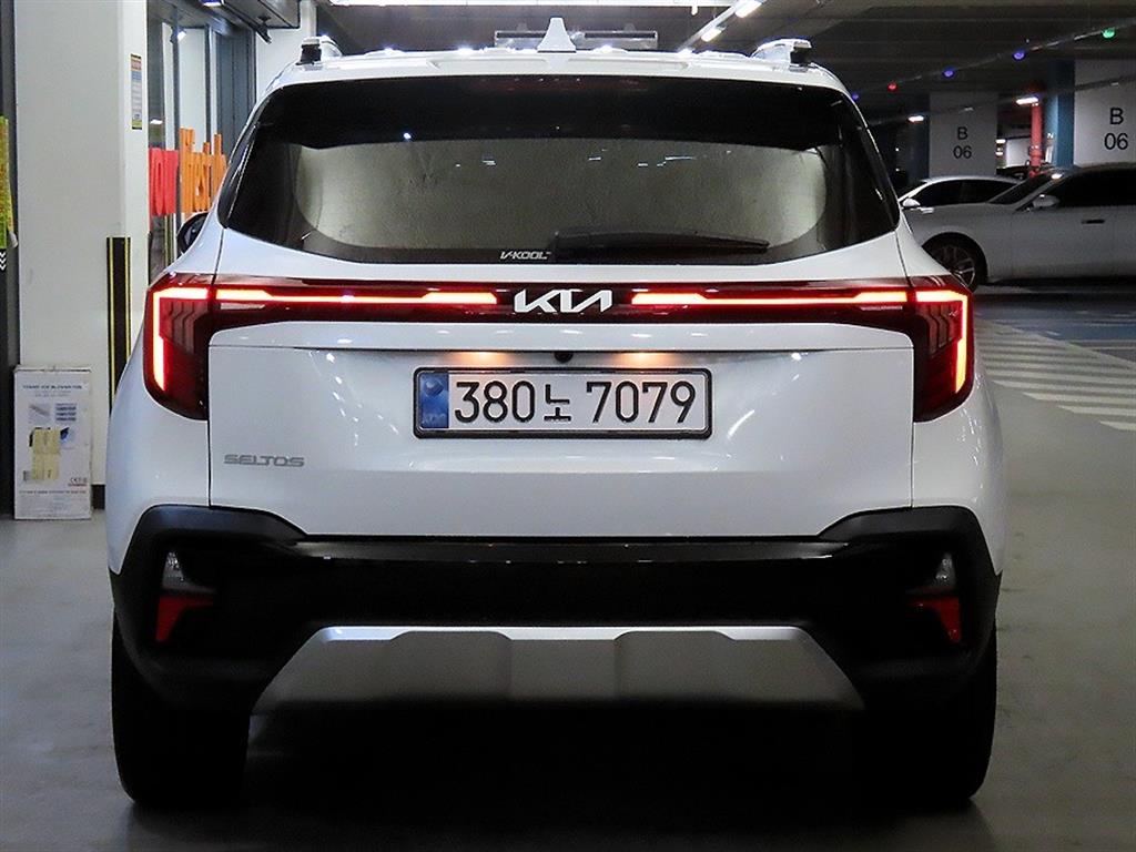 KIA Seltos - Vista 5