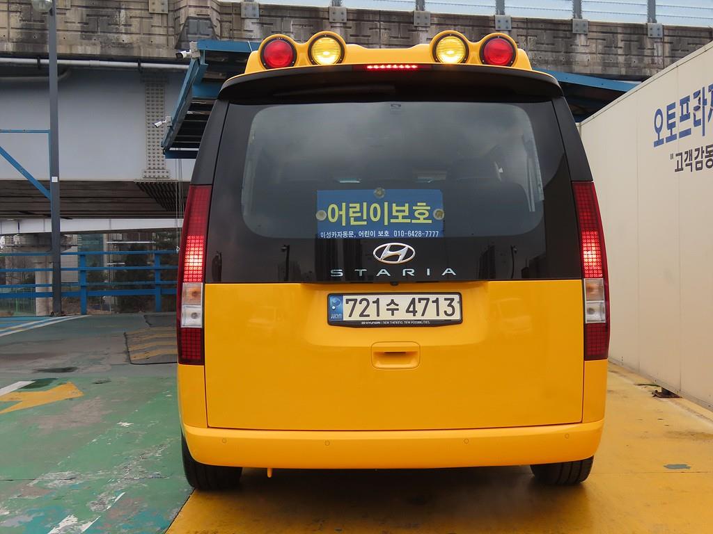 HYUNDAI Staria - Vista 4