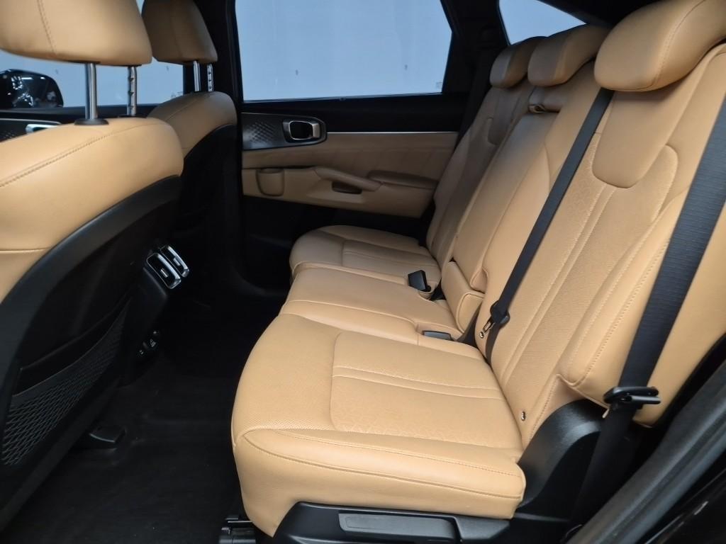 KIA Sorento - Vista 12