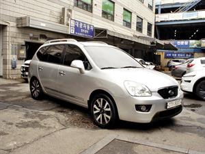 KIA Carens - Vista 4